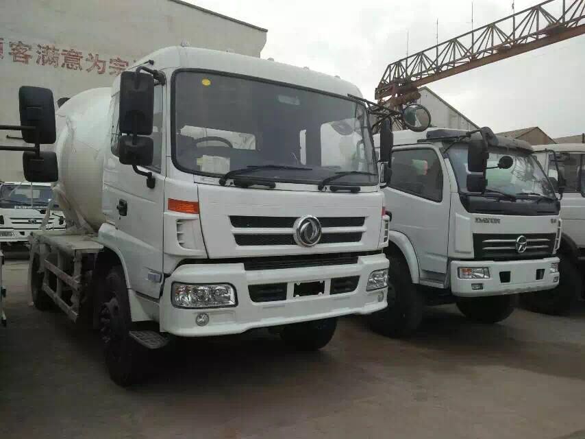 東風(fēng)7立方混凝土攪拌車(chē)