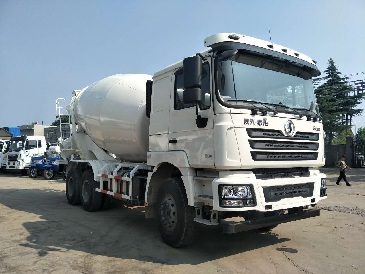 陜汽德龍16立方攪拌車(chē)