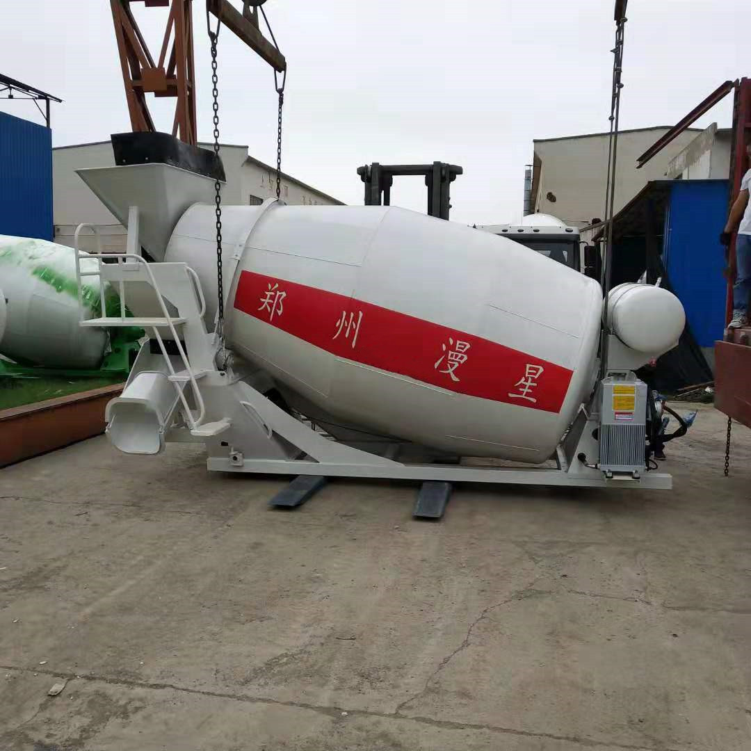 柴油機驅(qū)動攪拌車上裝試機