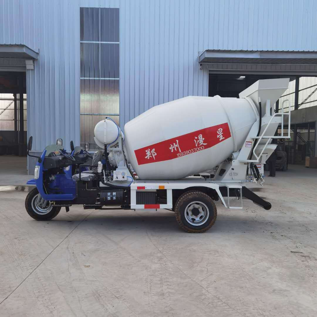 混凝土攪拌車(chē)潤(rùn)滑油平常運(yùn)用要注意的幾個(gè)差錯(cuò)點(diǎn)